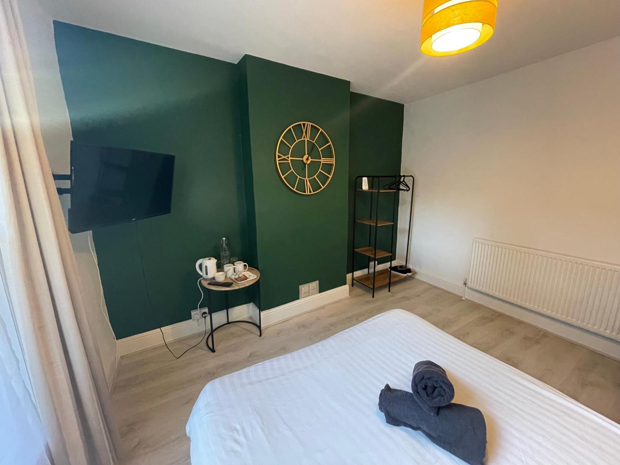 Rooms In City Centre House With Kitchen, Lounge, Garden Ipswich Ngoại thất bức ảnh